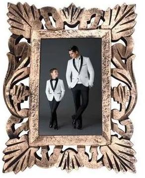 Polished Wooden Golden Photo Frame, Size : 15 Inch