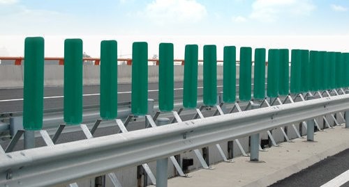 Hard Glass Anti Glare Barrier, For Road Safety, Packaging Type : Corrugated Box