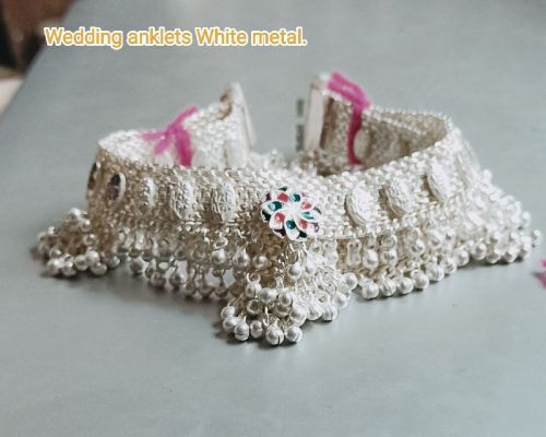 Desiger Nd Trending Anklets, Feature : Comfortable, Skin Friendly, SoftTexture