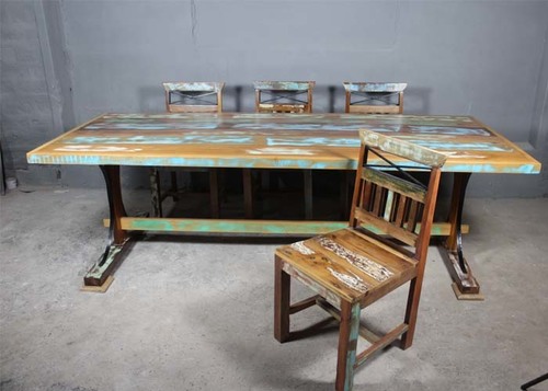 Polished Wood Rustic Dining Table, For Home, Hotel, Restaurant, Feature : Attractive Designs, Corrosion Proof