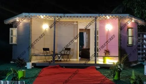Rectangular Polished Metal Prefabricated Resort House, Size : Standard