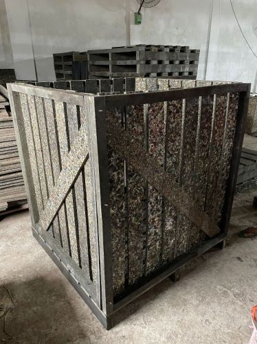 Recycled Plastic Pallet, Specialities : WaterProof, Termite Proof, Loadable, Hard Structer, Fine Finishing