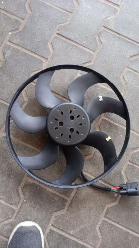 Radiator Fan Assembly, Fan Blade Material : Metal