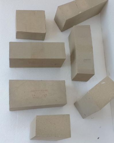Quartz Shaped Chemical Resistant Bricks, Size : 9 Inch