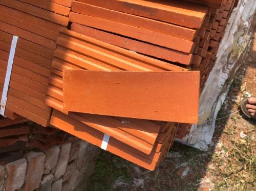 Polished Non Polished Clay Brick Cladding, For Buildings, Size : 9' X 3'