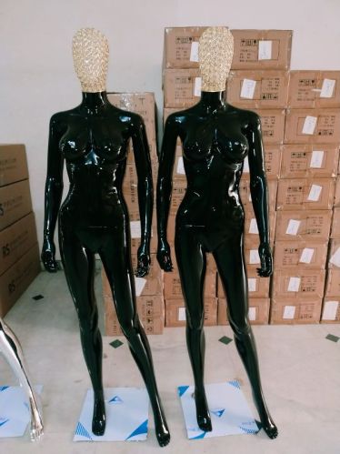 Beaded Face Black Glossy Female Mannequin, For Fashion Display, Style : Sitting