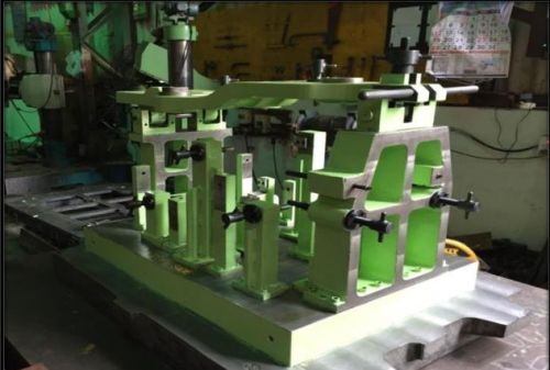 Polished Metal Cylinder Block Averaging Fixture, For Industrial, Feature : High Strength, Rugged Design