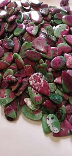 Polished Ruby Zoisite Gemstone, For Jewellery, Size : 0-10mm, 10-20mm, 20-30mm