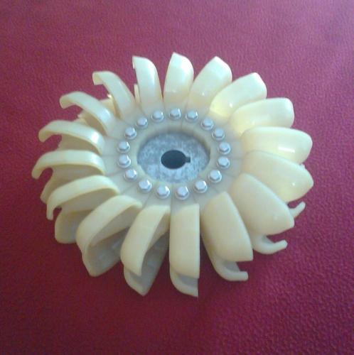 Medium Pressure Polyurethane Water White Pelton Turbine, For Power Generation