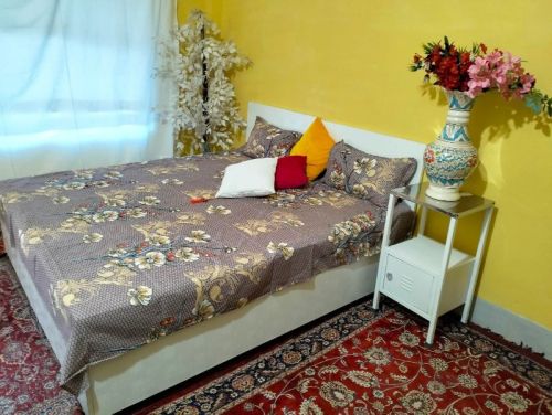 Brown Flower Double Bed Sheet, Feature : Easy To Clean