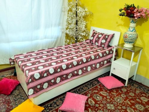 Floral Cotton Single Bed Sheet, Technics : Machine Made