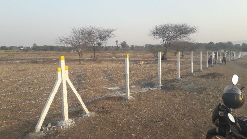 Barbed Wire Fencing, Length : 0-10mtr