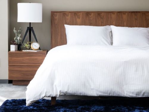 Hotelinen Plain Queen Size Bed Linen, Feature : Impeccable Finish, Anti-Wrinkle