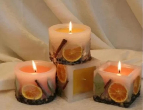 Polished Fruits and Spices Candles, For Fine Finished, Attractive Pattern, Moisture Resistance, Packaging Size : 4 Piece