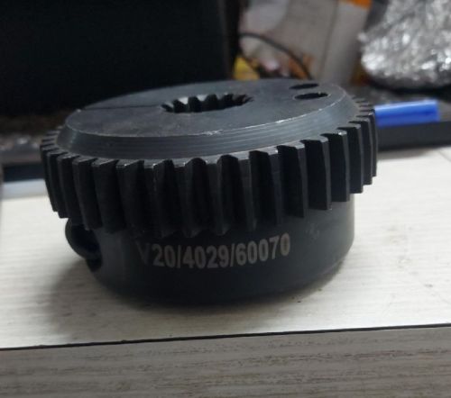 Galvanized Carbon Steel Gear Coupling, Color : Black