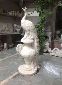 Marble Vase With Peacock Statue, Packaging Type : Thermocol Box