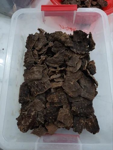 Natural Agarwood Chips, Purity : 99%