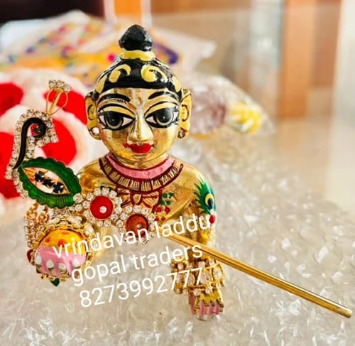 No. 4 Brass Laddu Gopal Statue, For Worship, Temple, Pattern : Carved