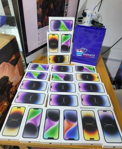 Apple iPhone 14 Series for Communication