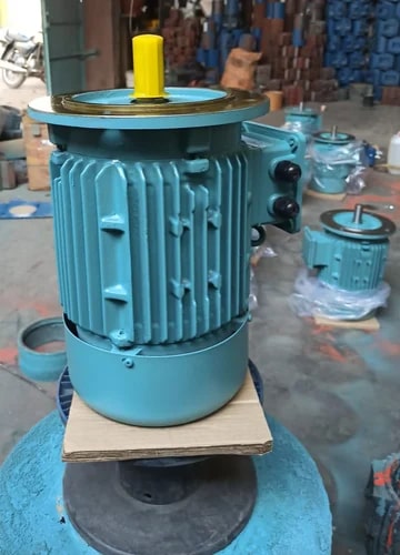 10 HP Flange Mounted Motor, For Robust Construction