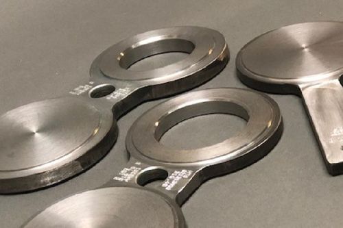 High Pressure Round Polished Spectacle Flanges, For Industry Use, Certification : ISI Certified