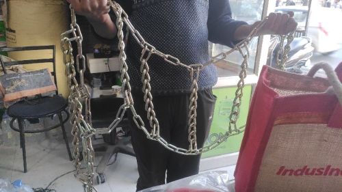 Round Non Skid Snow Chains, For Car, Length : 6ft