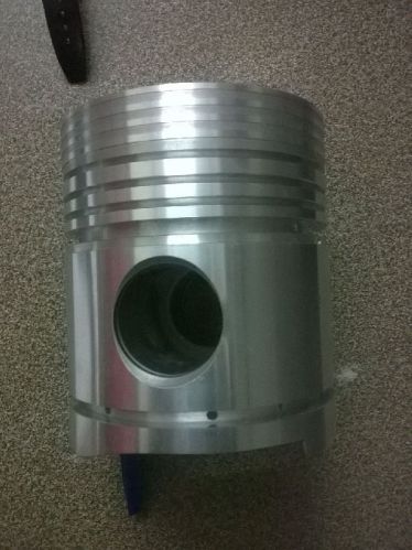 Round Polished Metal Bedford Engine Piston, Color : Metallic