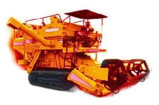 Agri Techno Semi Automatic Combine Harvester, Color : Orange
