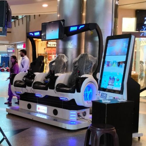 3 Seater Vr Machine, Color : White-Blue