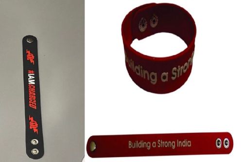 Silicone Multicolor Wristbands, For Gifting, Size : Multisize