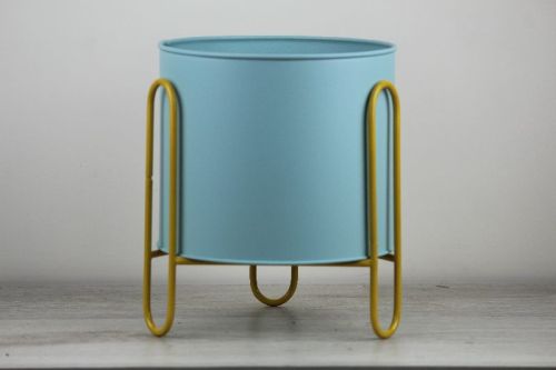 Iron Power Coated Indoor Planter, For Outdoor Use, Decoration, Specialities : Termite Proof, Rust Proof