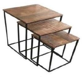 Polished Plain DI-0703 Nesting Table Set, Shape : Square