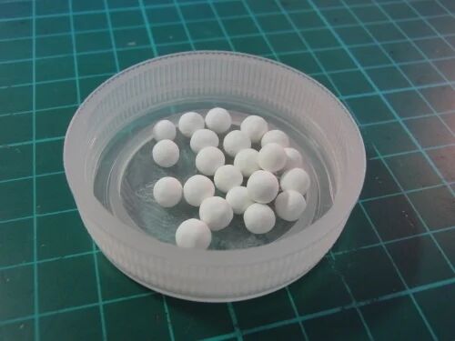 White Activated Alumina, For Air Drying, Moisture Removal, Purity : 98.9%