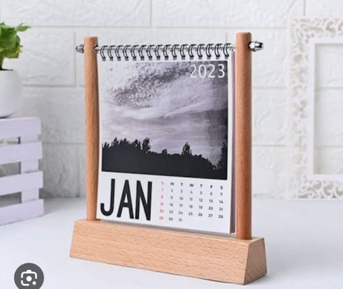 Milano Calendars Wooden Hanger, For Hotel, Restaurant, Home, Showroom, Style : Classy