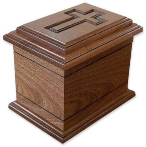 Square Polished Plain Crimination Urns Box Wood, For Hotel, Home, Office, Style : Modern
