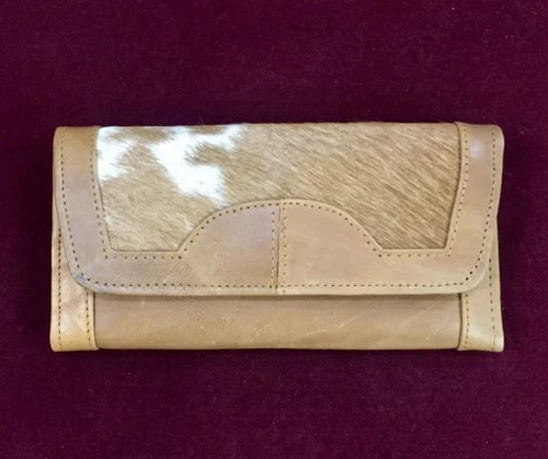 Plain Polished Ladies Fancy Leather Wallet, Style : Fashionable