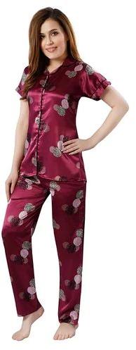 Ladies Silk Night Suit Set, Feature : Anti-Wrinkle, Comfortable