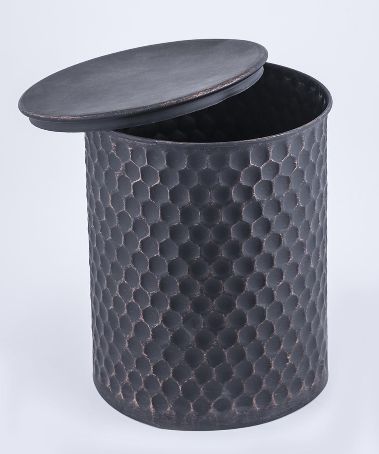 Grey Diamond Pattern Iron Accent Table, For Office, Home, Feature : High Strength