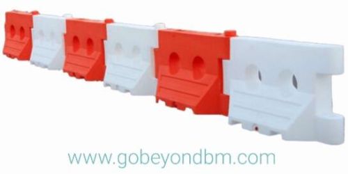 Plastic Traffic Barrier, Brand Name : GOBEYOND for Road