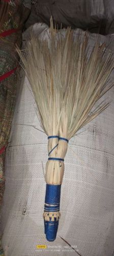 Khajur Brooms In Colourful Rope Banding, Weight : 600-900gm