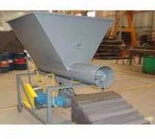 Electric Mild Steel Fuel Feeder, Capacity : 400kg/HR