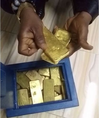 Raw Gold, Shape : Square, Sqaure