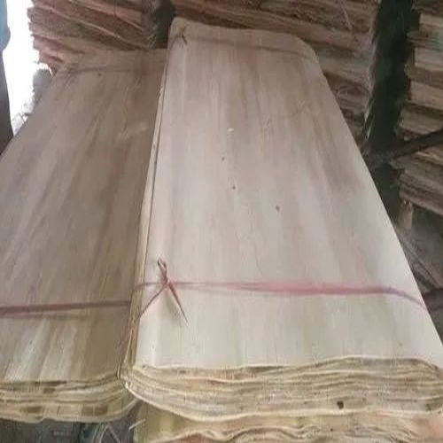 Creamy Eucalyptus Polished Plywood Core Veneer, For Furniture