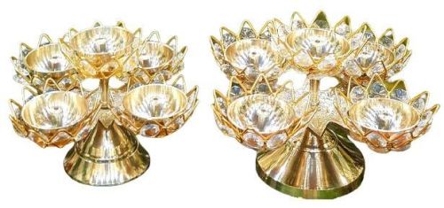 Otto International Polished Brass Crystal Pooja Diya, Size : Multisize, Customize