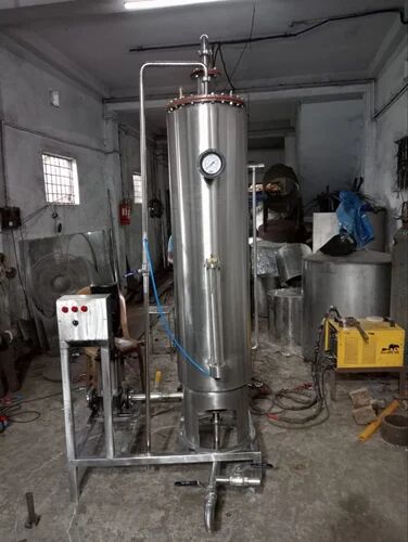 Automatic 5 HP-30 HP Soda Filling Machines, Voltage : 440/220 V