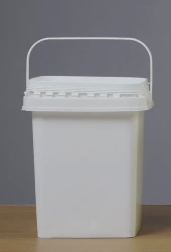 Plastic 5 Liter Square Bucket, For Industrial