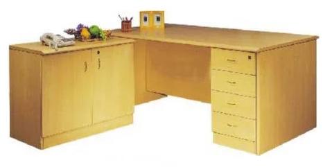 Yellow Plain Polished Wooden Simple Office Executive Table