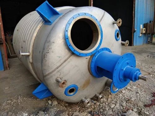 Round Stainless Steel Reaction Vessel, Feature : Durable, Hard Structure