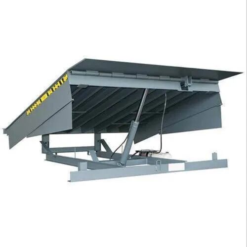 Automatic Dock Leveler, Capacity : 600 Kg