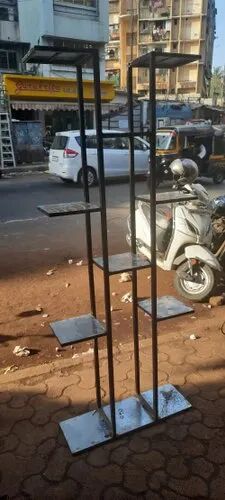 Metal Plant Stand, Shape : Vertical